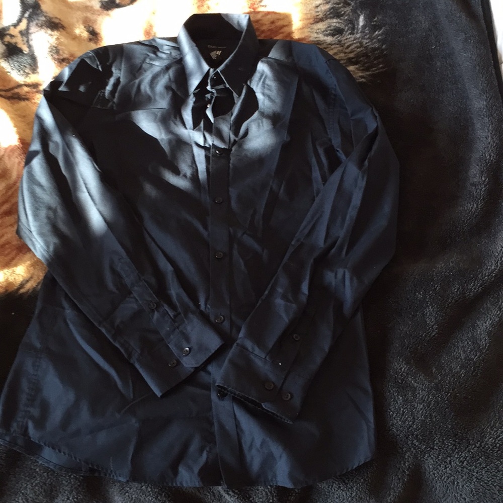Men’s H&M slim fit easy iron button up